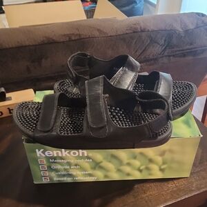 Kenkoh Massaging Sandals Black Sz 13